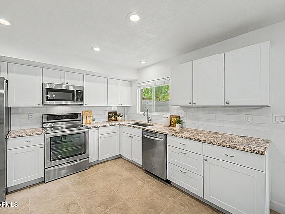 3rd image of 3866 N 30TH Street