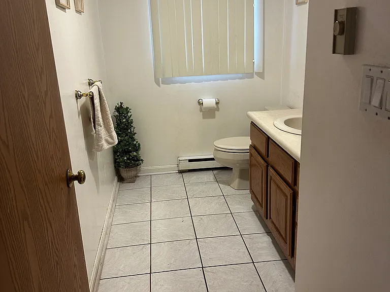 124 Beech St — Photo 7