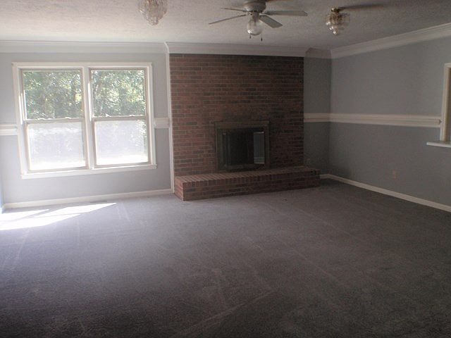 2nd image of 414 Wire Rd