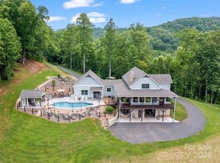 1590 S 226th Hwy, Bakersville, NC 28705