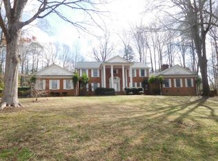 407 Forest Ln, Gaffney, SC 29340