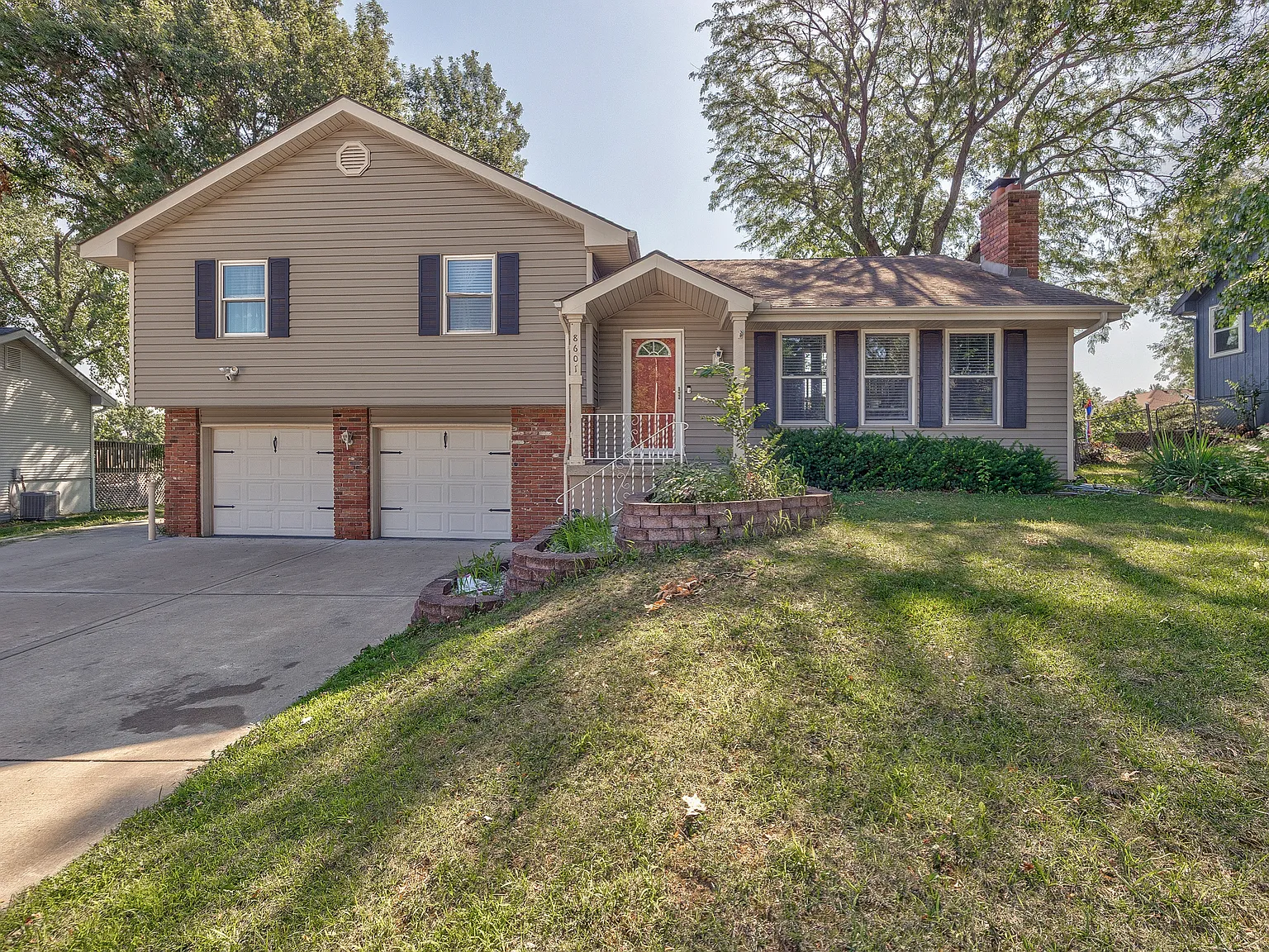 3 bed, 1777 sqft, $2,600 — Photo 1