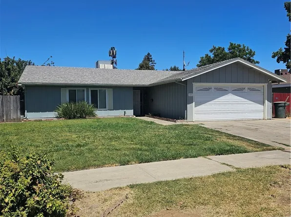 1403 Villa Dr, Merced, CA 95340