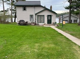 624 Lakeview Dr, Chetek, WI 54728