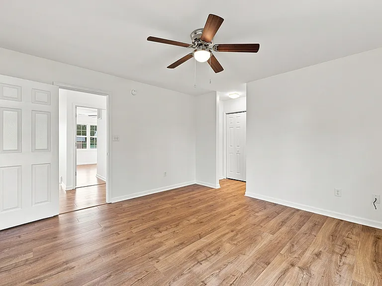 409 S Magnolia Ave — Photo 19