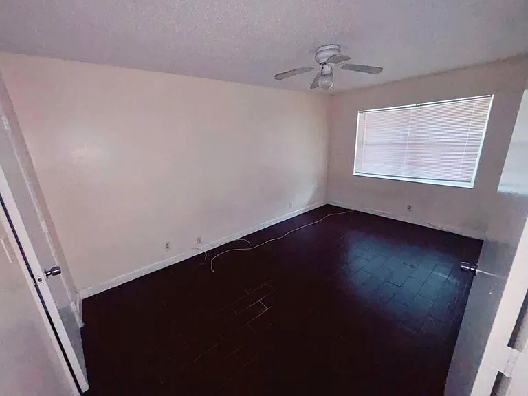 2620 Riverland Dr #1-2 — Photo 7
