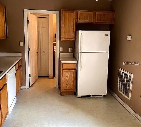 5th image of 1241 Edinburgh St