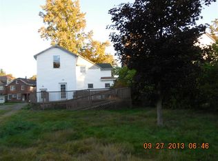 16 N Main St, Greenville, PA