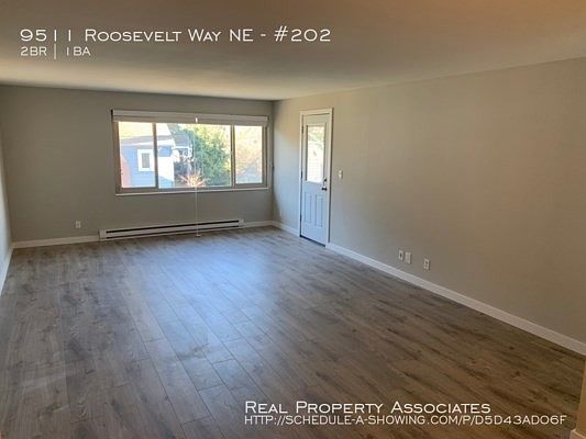 5th image of 9511 Roosevelt Way NE APT 202