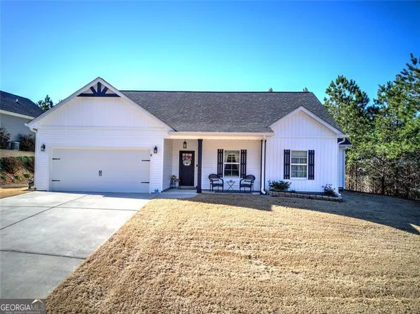 9 Everest Dr, Cartersville, GA 30121
