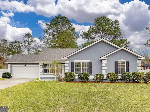 303 Antigua Dr, Guyton, GA 31312