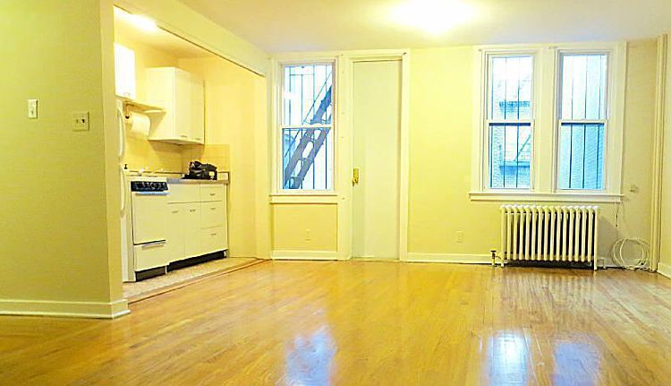 2nd image of 325 E 34th St APT 3