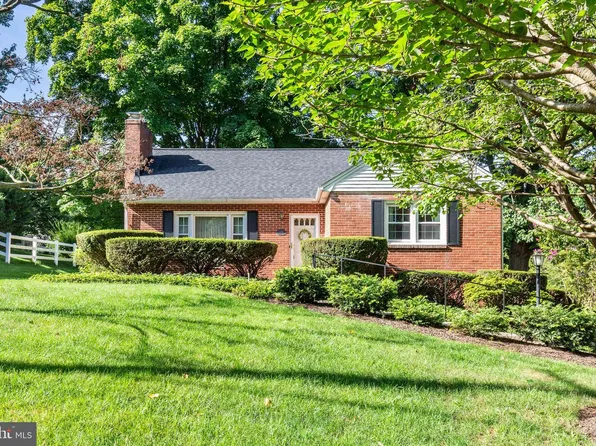 111 Smith Ave, Westminster, MD 21157