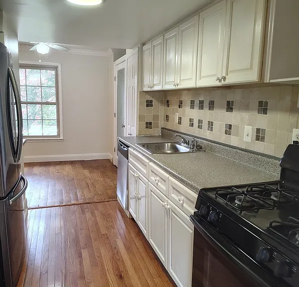 5956 Westchester Park Dr #1 — Photo 6