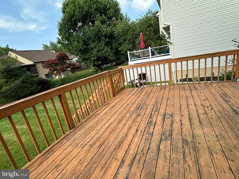 108 Steven Ln — Photo 20