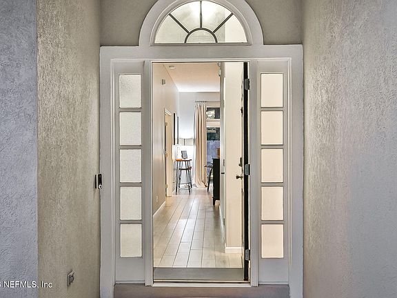 2nd image of 792 PLEASURE BAY Drive