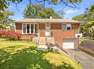 112 Meadowbrook Ln, Brookhaven, PA 19015