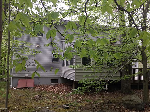 4th image of 147 Safro Ct