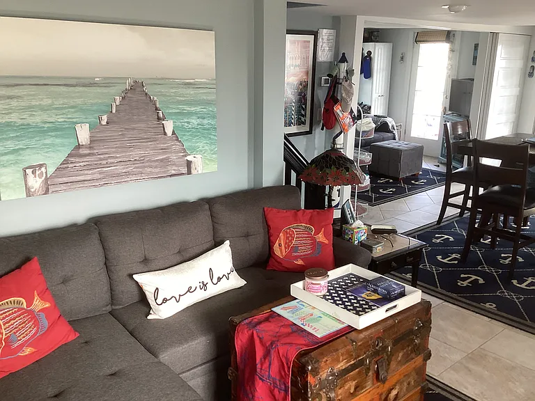 Second living room