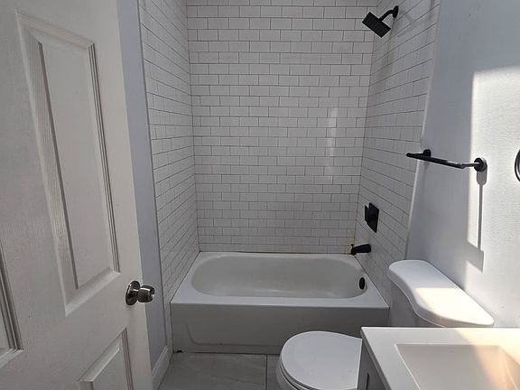 5th image of 160 Martin Luther King Jr Dr Floor 2