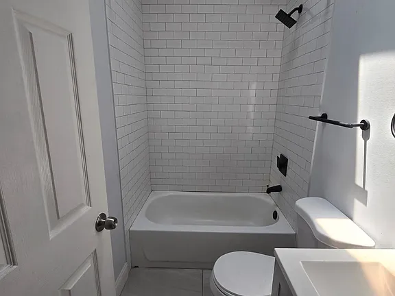 160 MLK #2 — photo 6 of 6