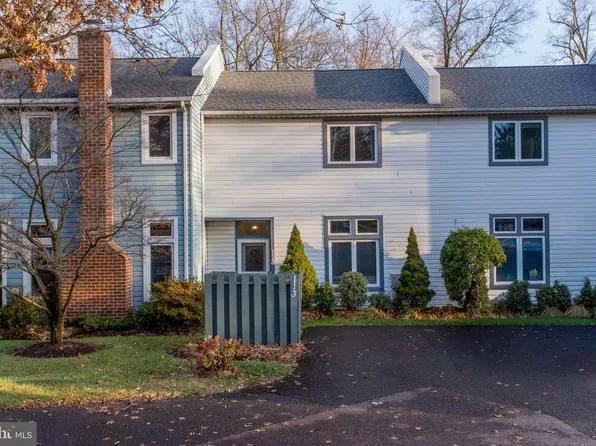 113 Krista Ct, Chalfont, PA 18914