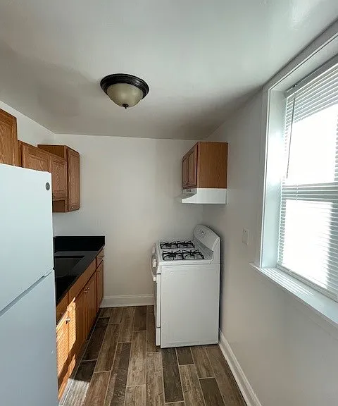 Lexington Apartments, LLC — Photo 11