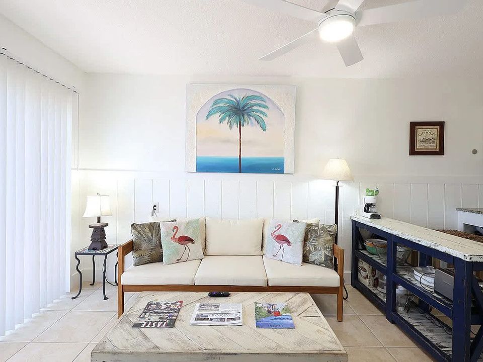 1st image of 153 Beach Rd #2