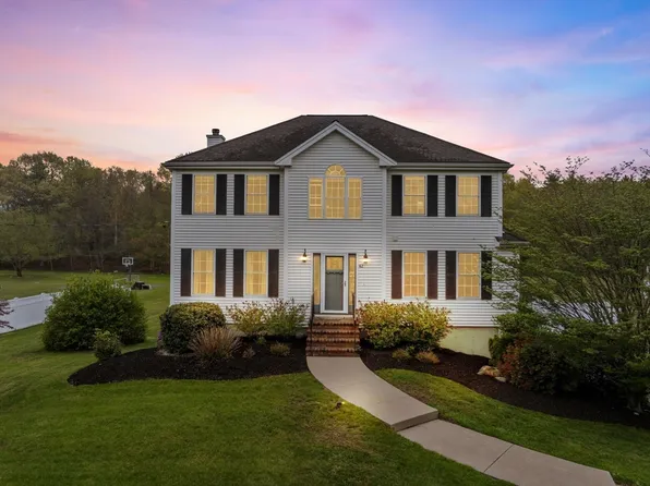 42 Britton St, Raynham, MA 02767