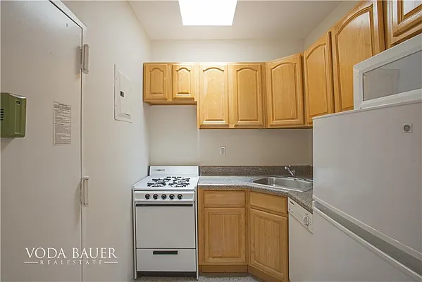 Rented by Voda Bauer Real Estate | media 43