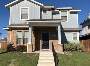 132 Stallion Ln, Forney, TX 75126