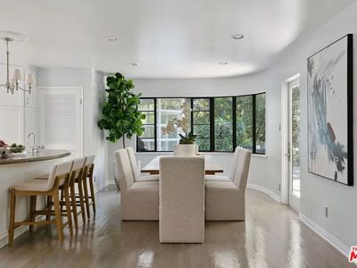 1581 Clear View Dr, Beverly Hills, CA, 90210