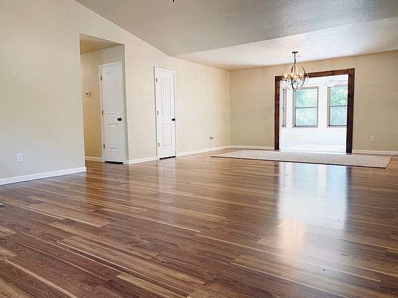 2nd image of 8007 Pine Ln