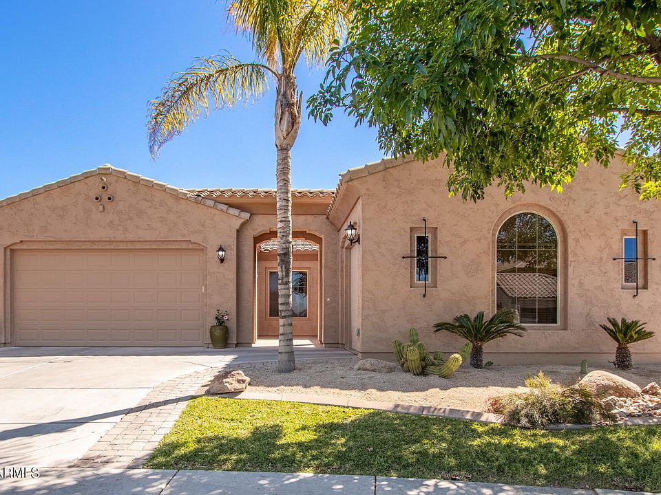 1st image of 2533 E LANTANA Drive