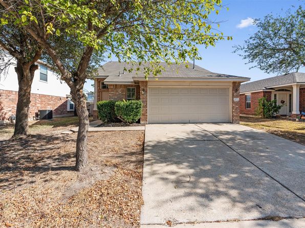 14813 Falling Stone Ln