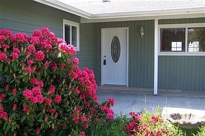 1st image of 807 Saratoga Way