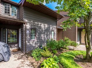 4 Rose Way #16, Halifax, NS B2Y 4L9