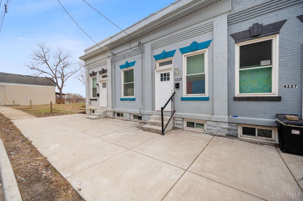 Real estate listing image
