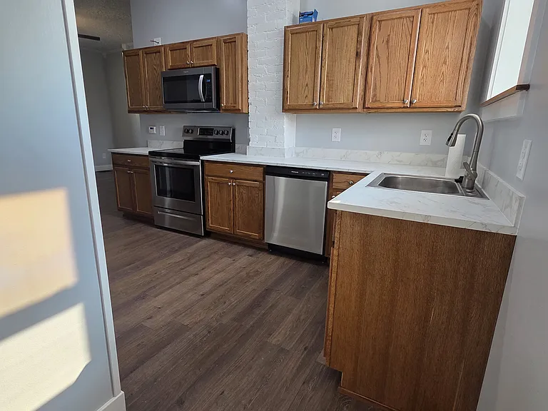 127 Retreat St — Photo 12