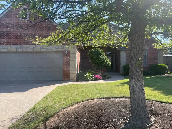12324 Saint Lukes Ln, Oklahoma City, OK 73142