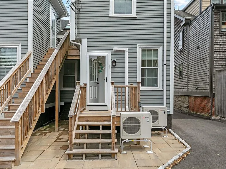 13 Sherman St #1 — Photo 21