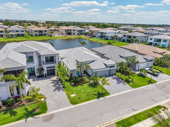 9524 Riverside Park Dr, Boca Raton, FL 33434