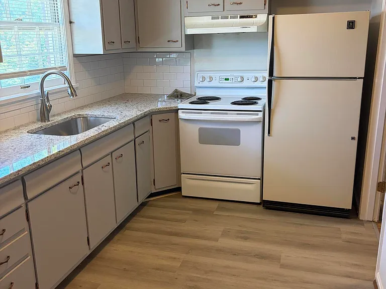 3101 Sunny Ln #4 — Photo 7