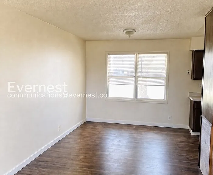 928 Timber Ln — Photo 7