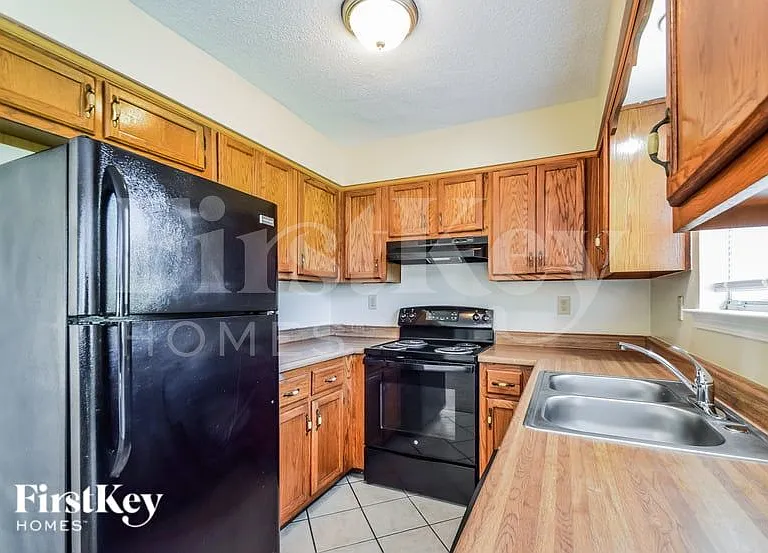 1579 Belle Trees Dr — Photo 7