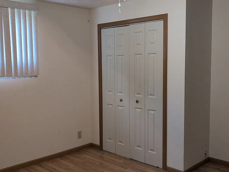 basement bedroom
