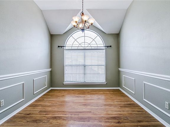 5th image of 5406 Flowerwood Ct
