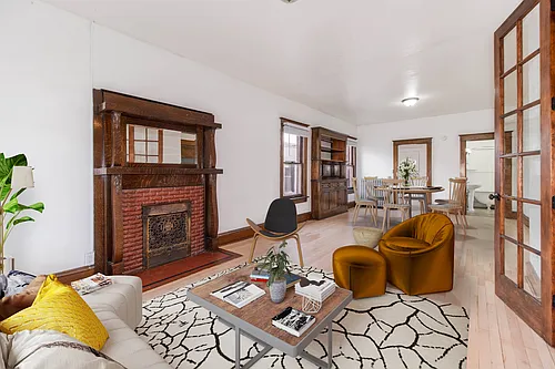 1110 Saint Paul St Photo 1