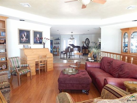5th image of 17898 Fishermans Dr