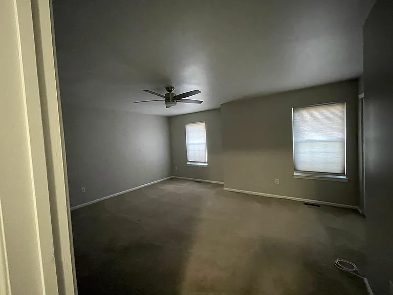 906 Fitch Ct — Photo 10